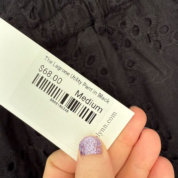 Taelynn Women’s Medium Lace Patterned Utility Barrel Pant New - Picture 2 of 6